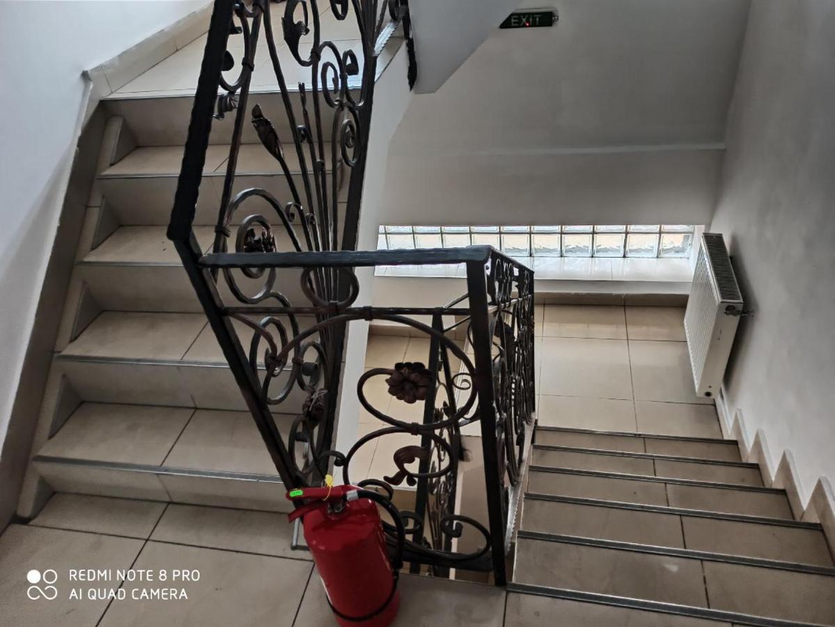 Quik Brasov Exterior photo